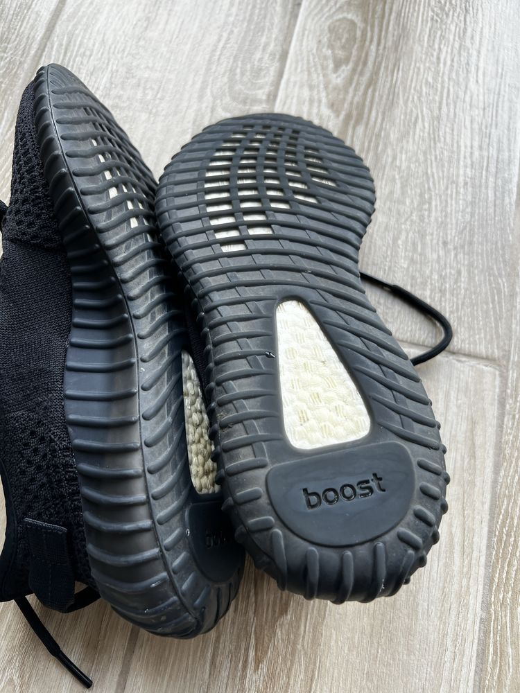 Vând Adidas Yeezy Boost 350 negri