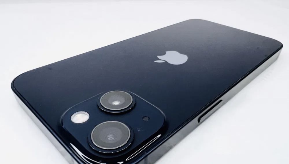 Iphone 13 mini.