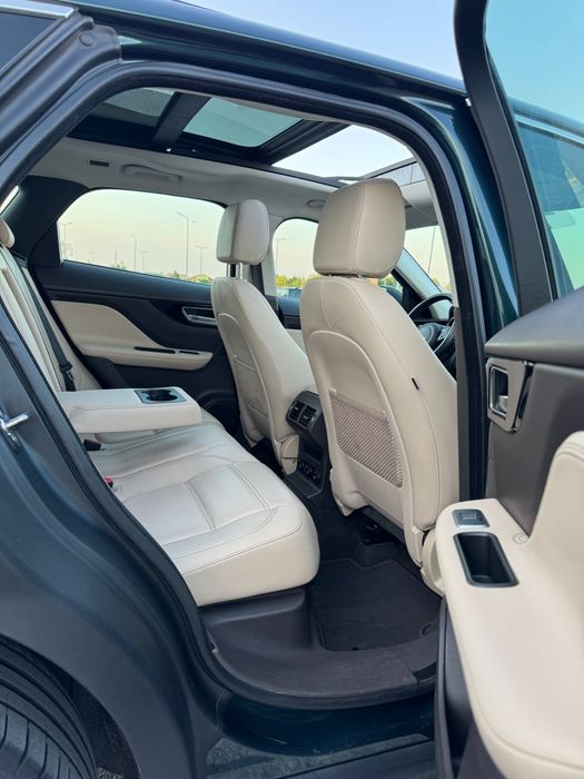 Jaguar F-Pace 20d AWD plafon panoramic Prestige