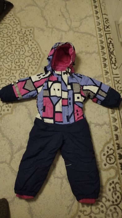 Продам комбезон для девочки