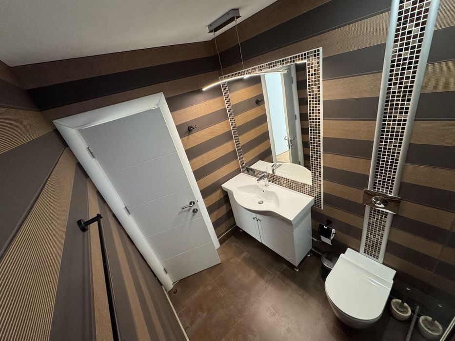 Дава се под наем Тристаен апартамент в Пловдив, Каменица 1 - 80 кв.м за 600 € - Снимка #9