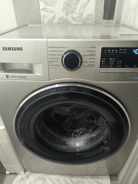 Стиральная машина. SAMSUNG.