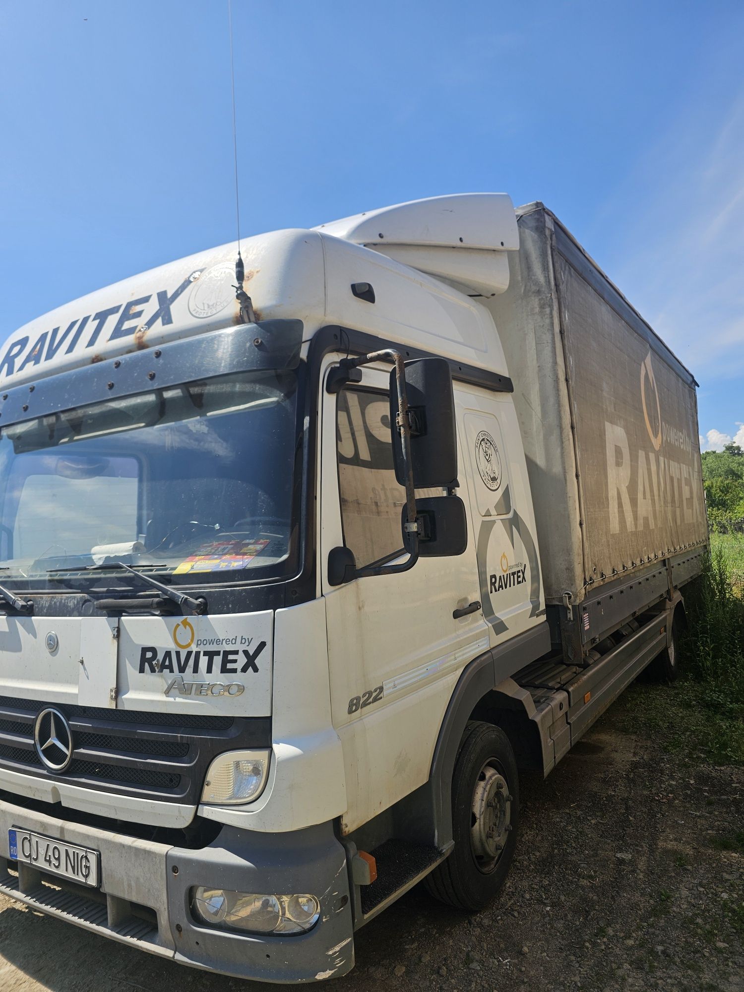 Vând Mercedes axor