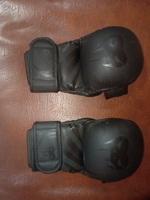 Manusi Mma Sparring Venum