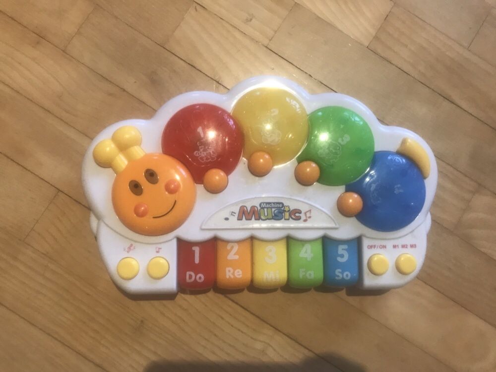 Занимателни и музикални игрички Fisher price и други