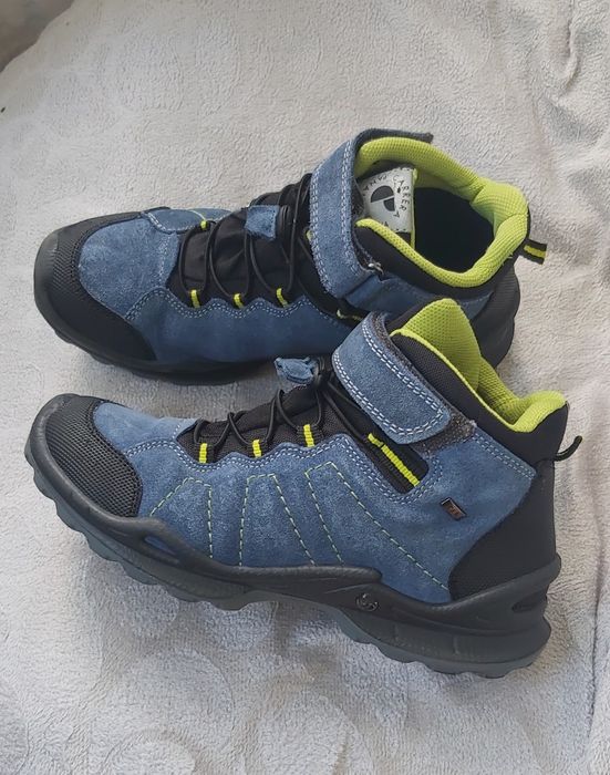 Обувки  37 номер (момче)