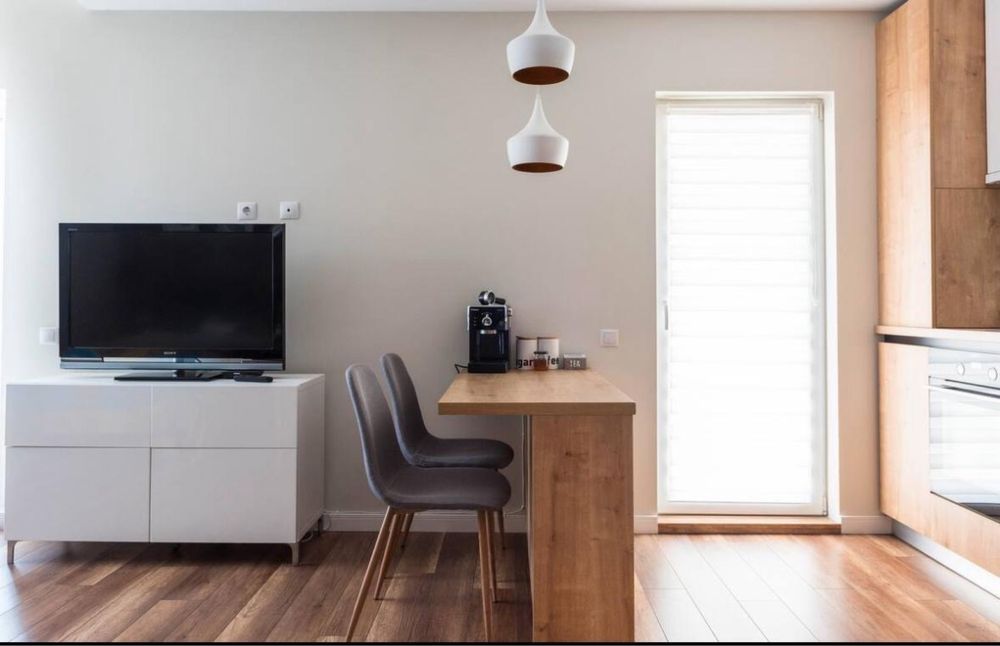 Inchiriez apartament cu o camera