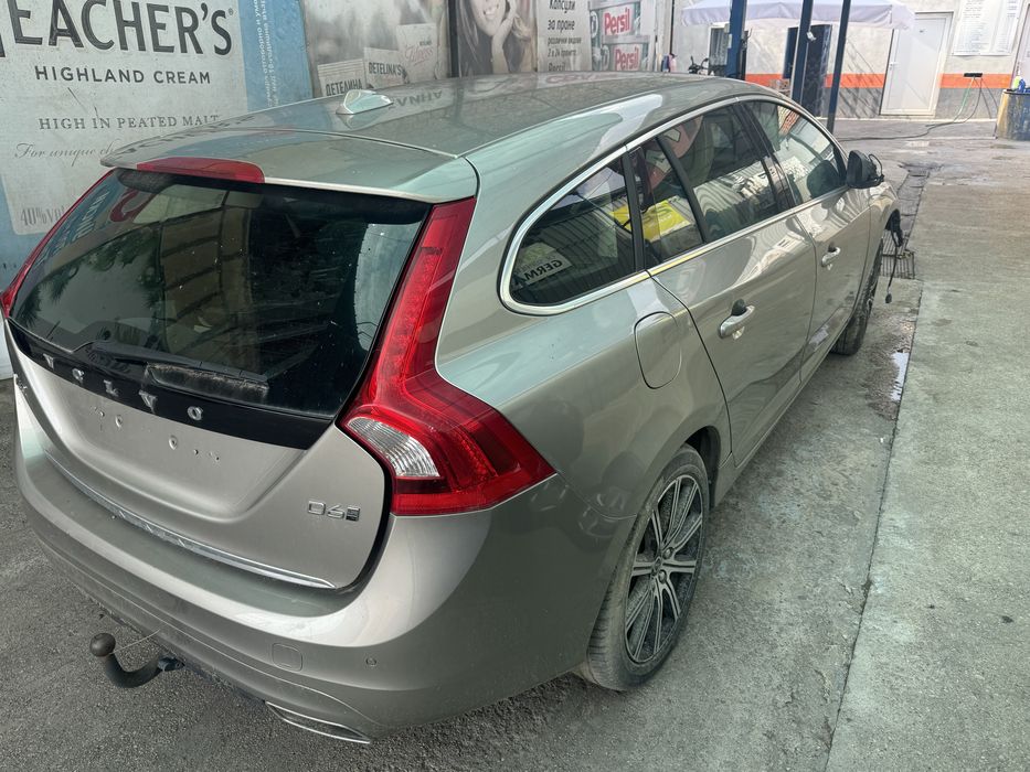 Volvo v60 D6 Hybrid 2.4 на части