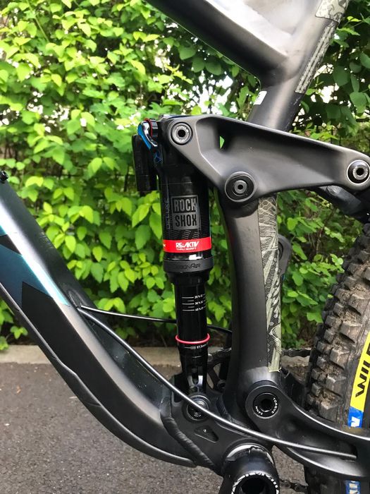 Bicicleta enduro Trek