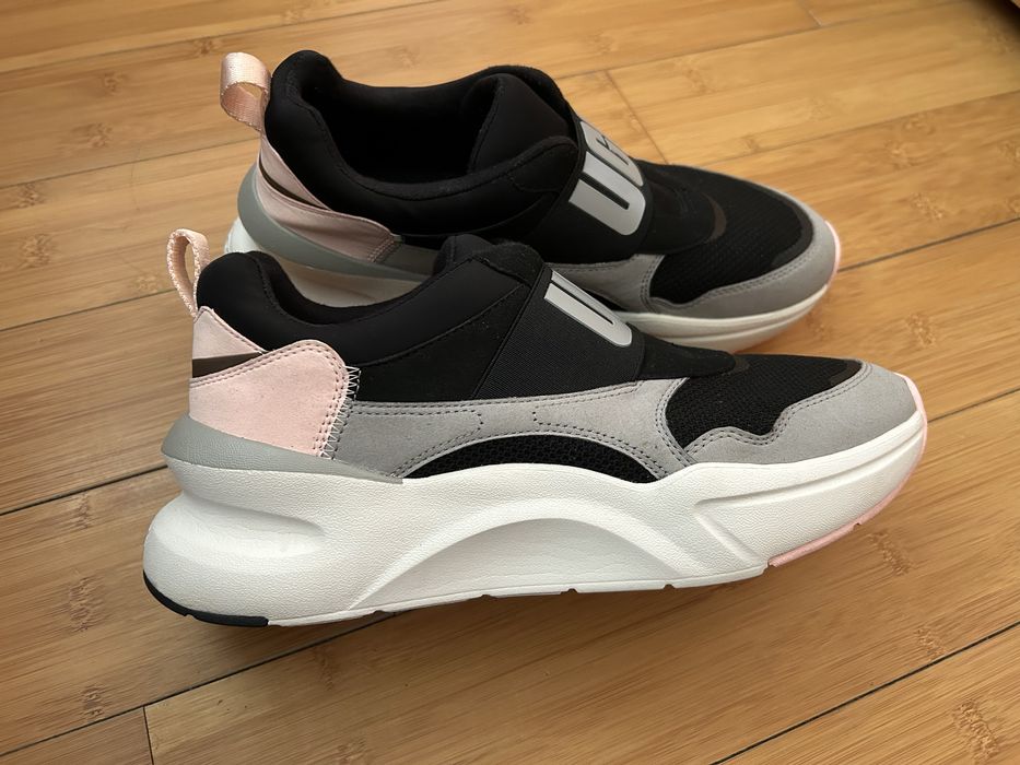 UGG La Flex.