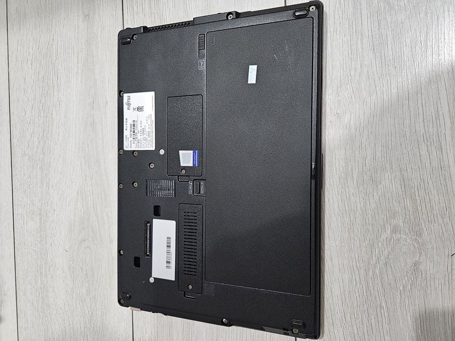 Fujitsu Lifebook T939 Tablet