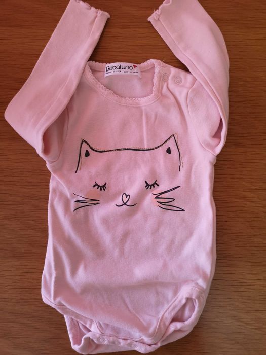 Дрешки ЕСЕН-ЗИМА, размер 80/86 -зимно яке, бодита,ръкавички,шапка и др