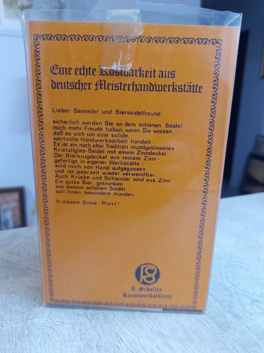 немска бирена халба (Seidel) с капак от калай