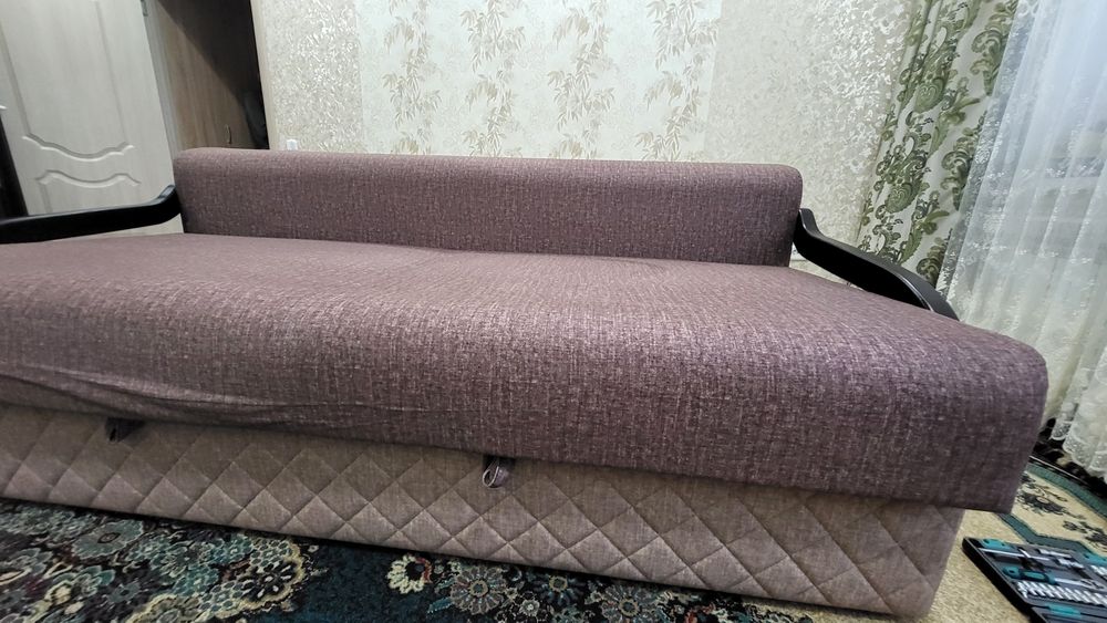 Продам диван,раздвижной