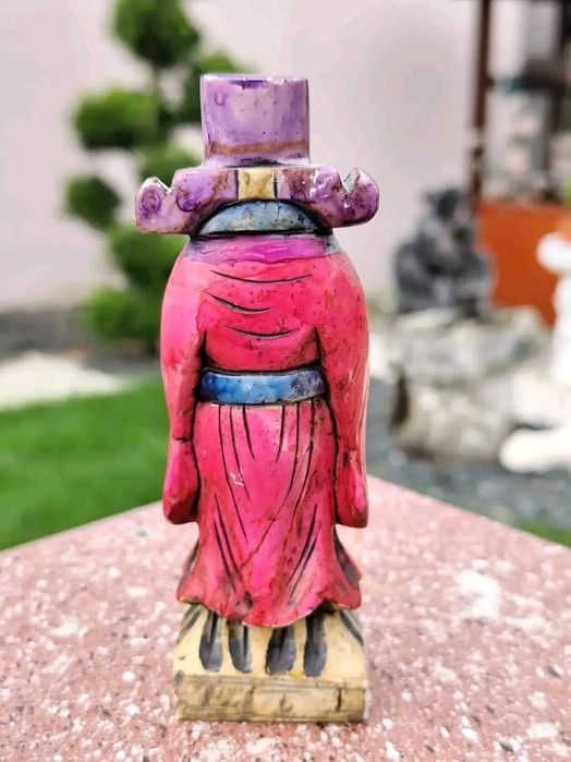 Cei 3 Înțelepți Nemuritori: " Fuk, Luk, Sau "
Realizați manual, sculpt