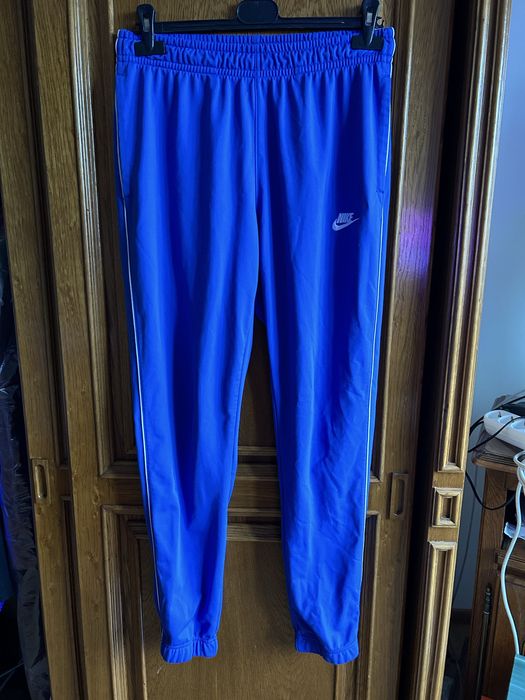 Pantaloni trening Nike in stare foarte buna marimea M