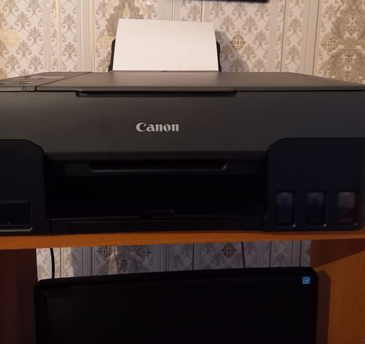 Продам цветной струйный принтер