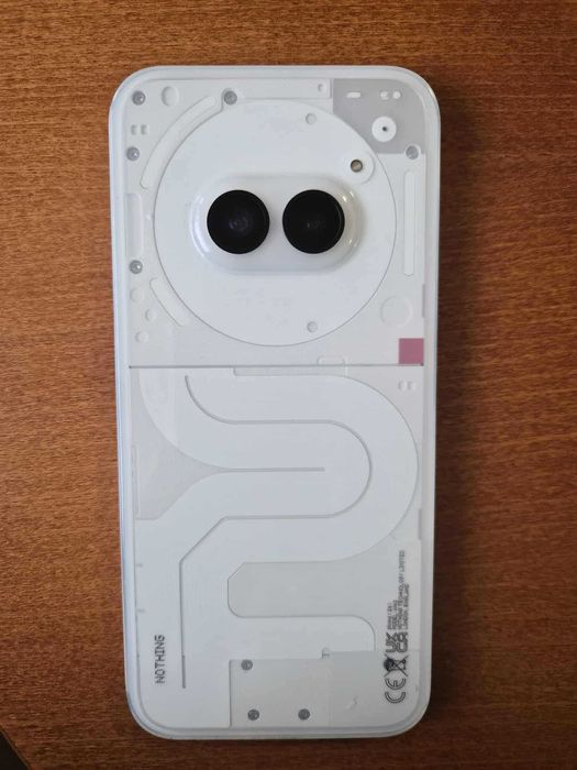 Nothing Phone 2a – 400 лв