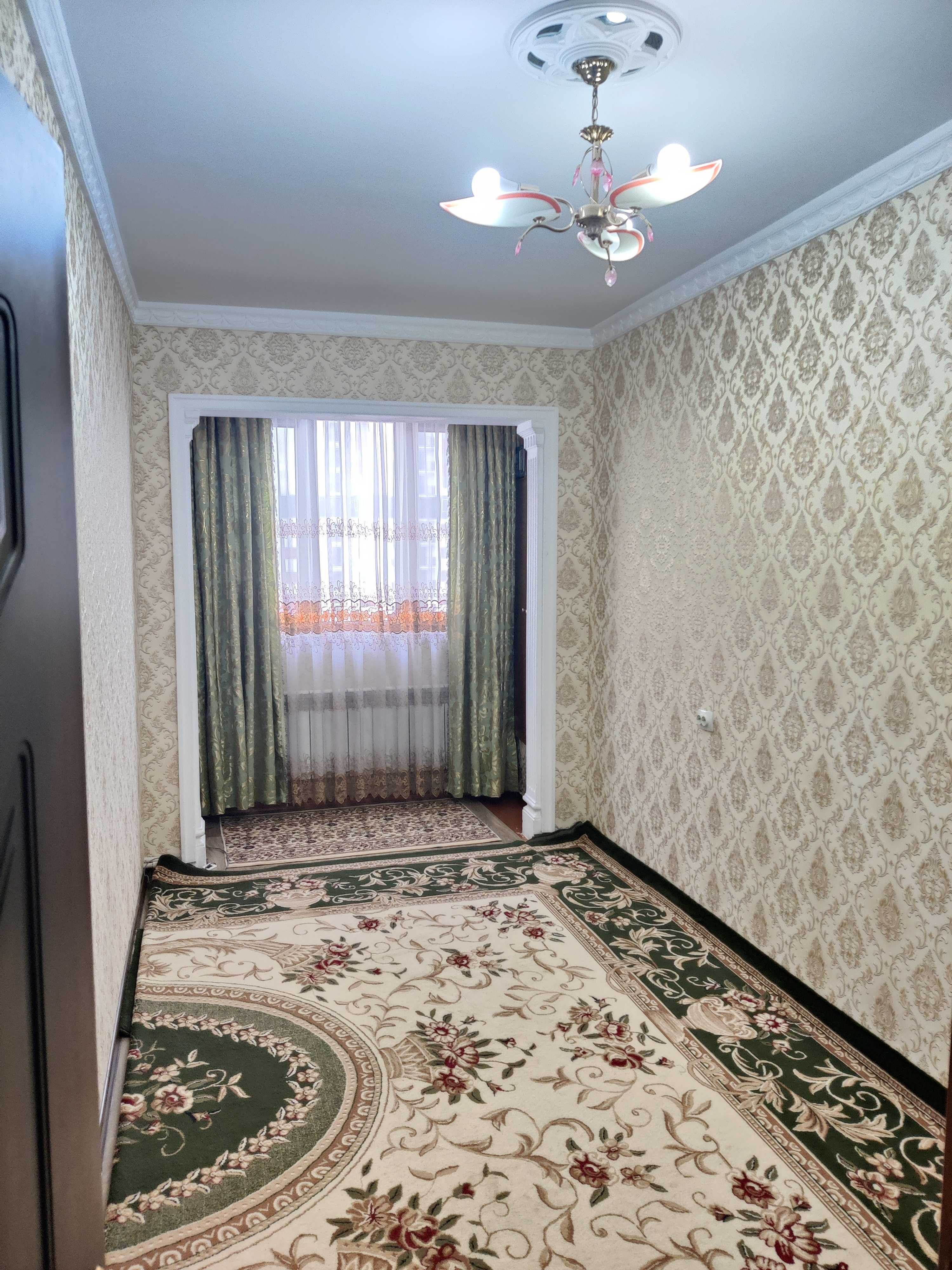 Срочно продается своя 4-комнатная квартира, (не маклер)