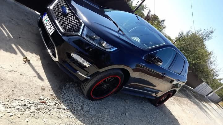 Ford Edge Vignale