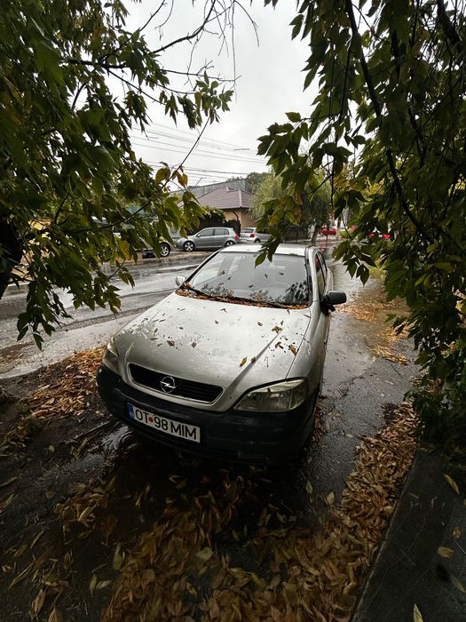 Vând Opel Astra G