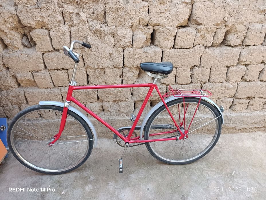 Продаётся велик российский Урал 28 размер без расхода то