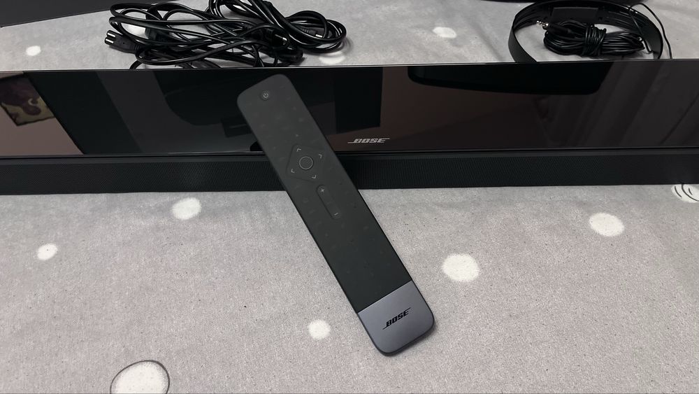 Bose Soundbar 700  TOP! Пълен комплект аксесоари !