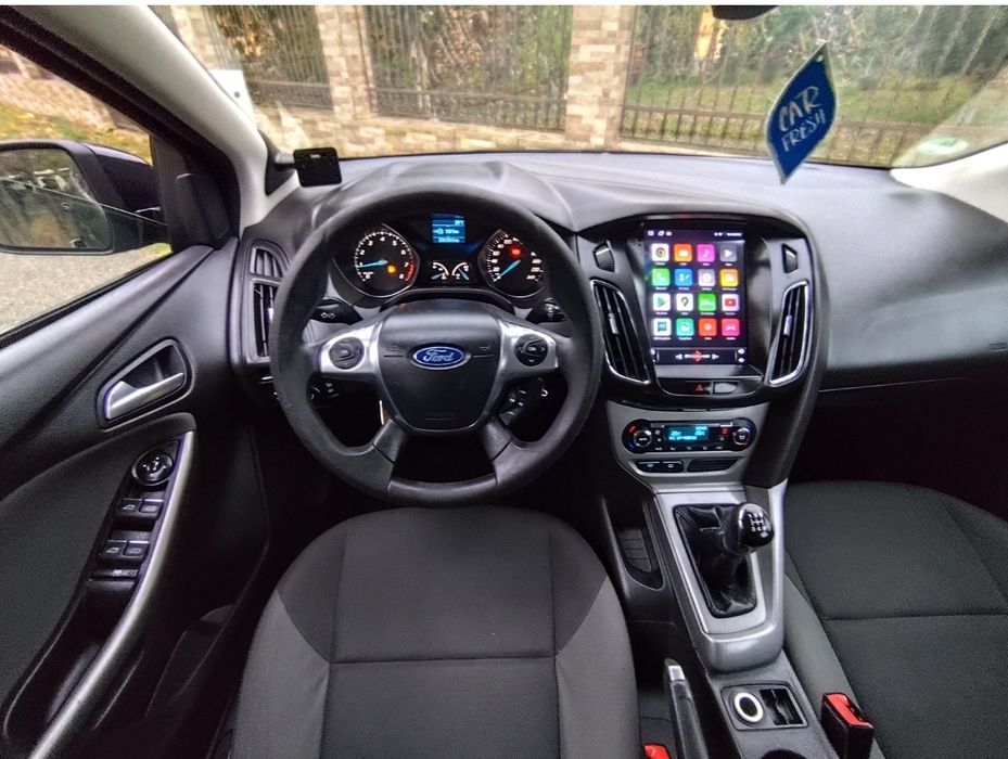 Ford Focus 1.6 benzină, 2011,clima, senzori