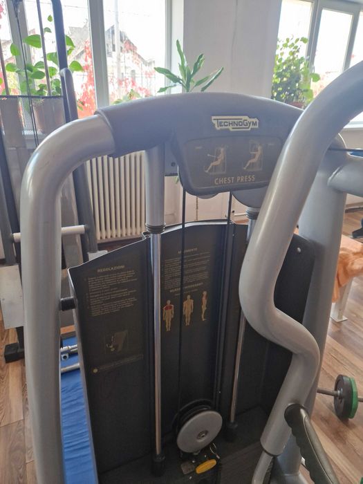 Presa piept profesionala technogym fitness