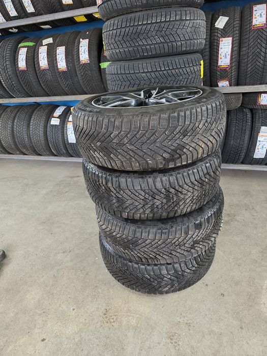 Jante aliaj Audi q5 235 55 19 pirelli