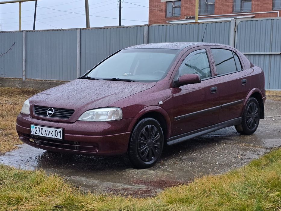Продам опель Астра 2003 год на АВТОМАТЕ