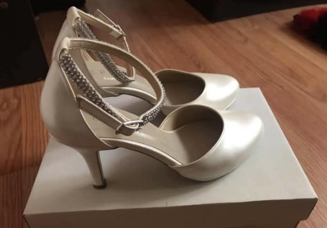 Pantofi de mireasa ivory
