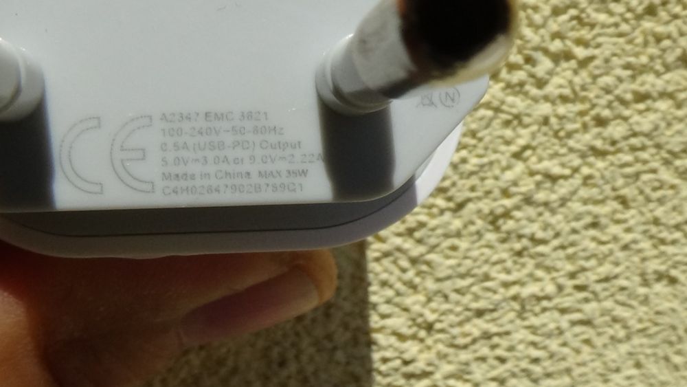 Оригинално зарядно за Iphone