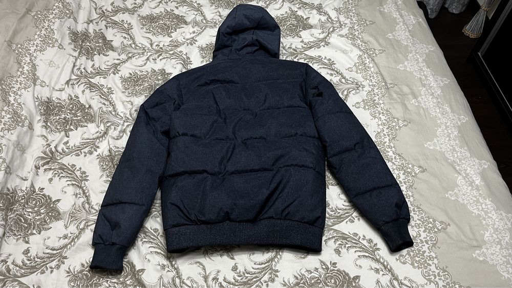 Geaca cu gluga (Crop)