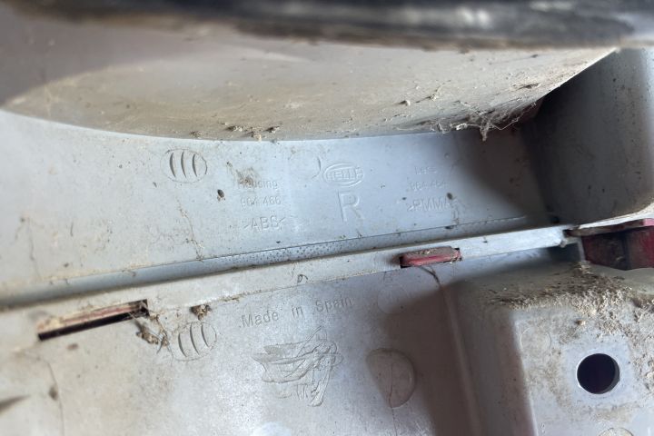 Lampa / Tripla stop dreapta pe aripa 964466 / 964 466 Ford Galaxy pri