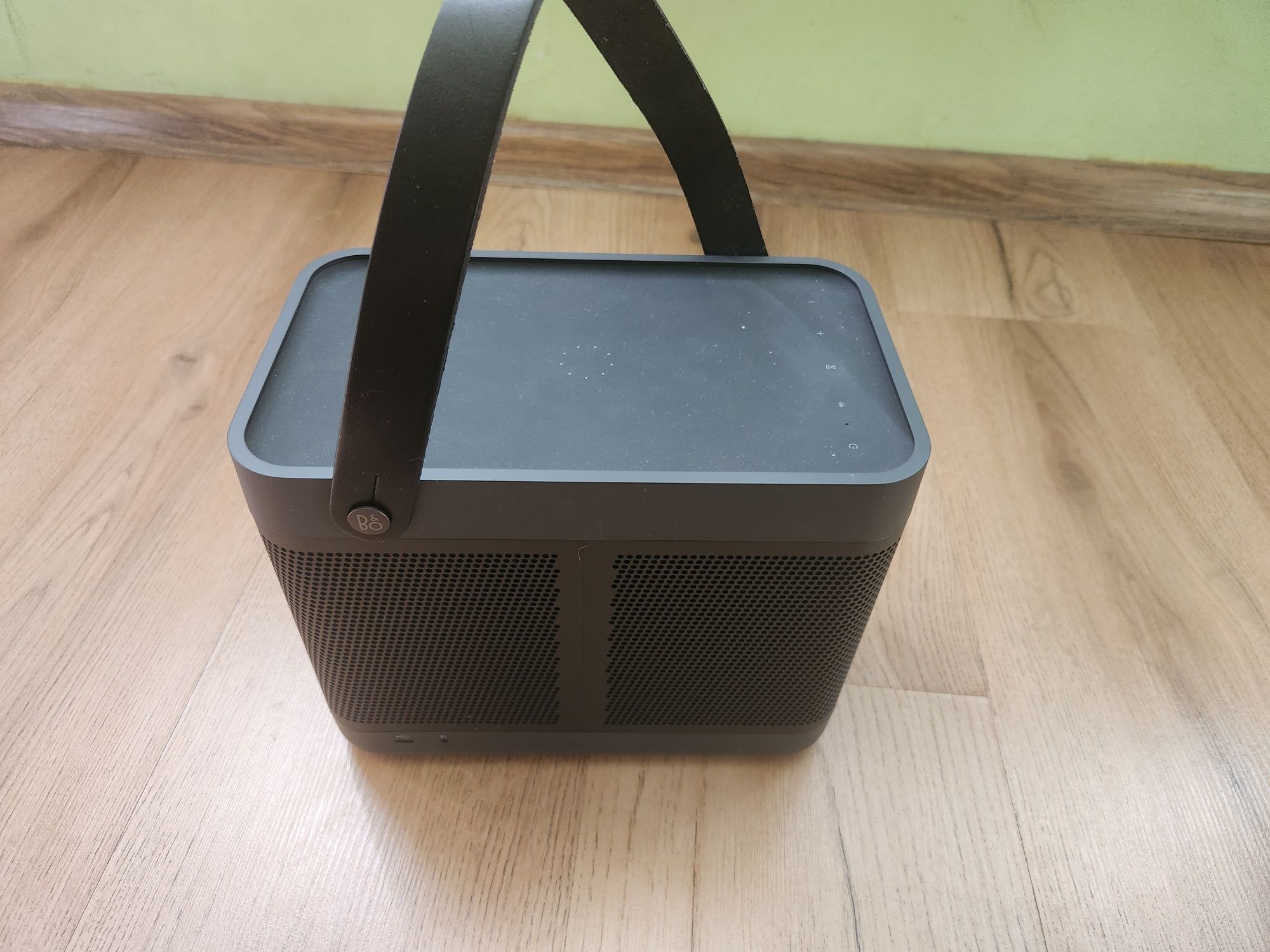 Преносима тонколона Bang & Olufsen Beloit 20
