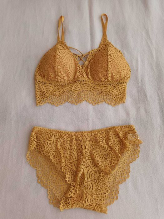 НОВ комплект цвят горчица С/М размер, Спиди/лично предаване