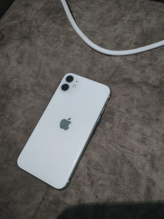 IPhone 11 в отличном состоянии