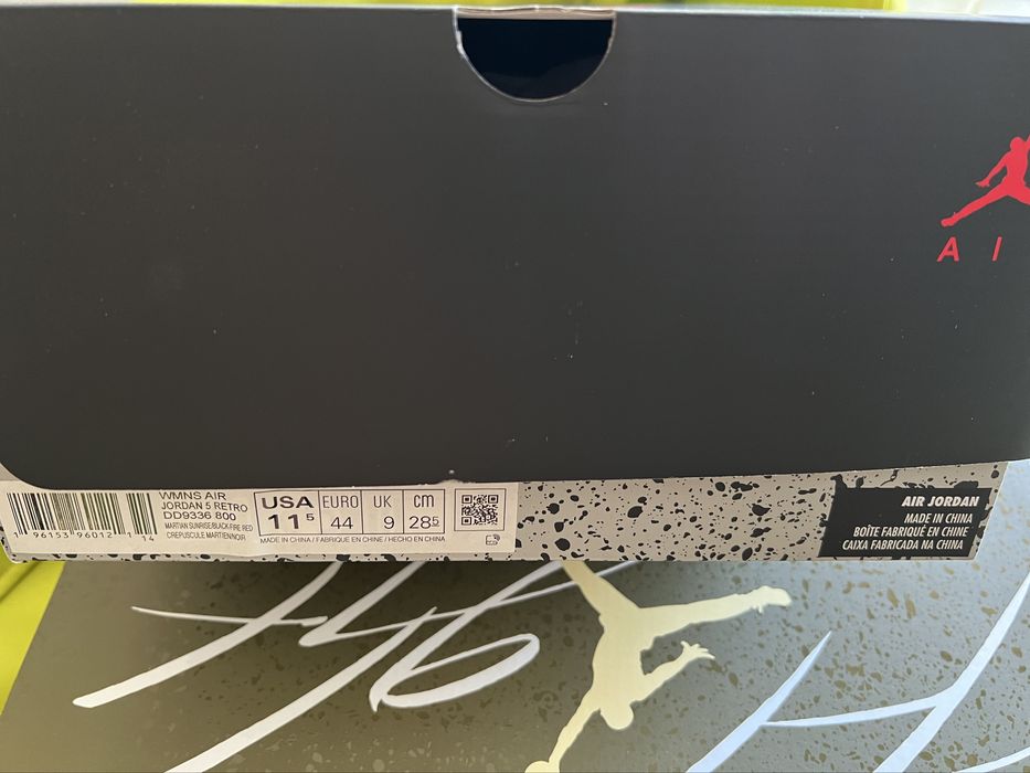 Air Jordan 5 Retro Dunk on Mars