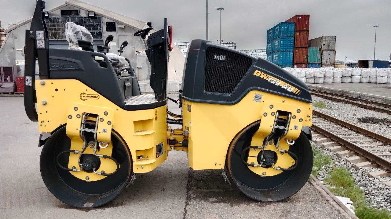 Продаётся Вибрационный катки Bomag BW135AD-5!