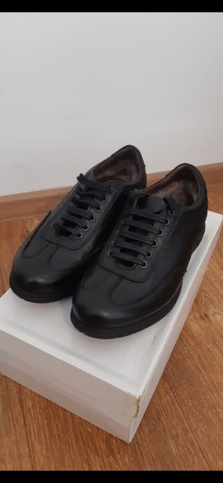 Зимние ботинки 42р