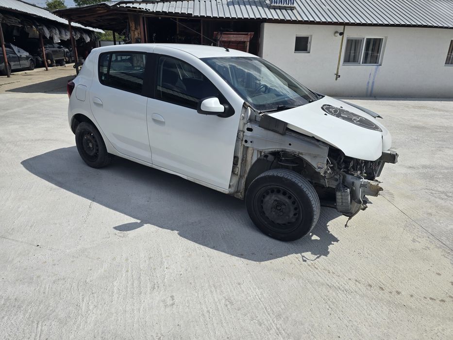 Dezmembrez sandero 2019 1.0 sce cu aer conditionat