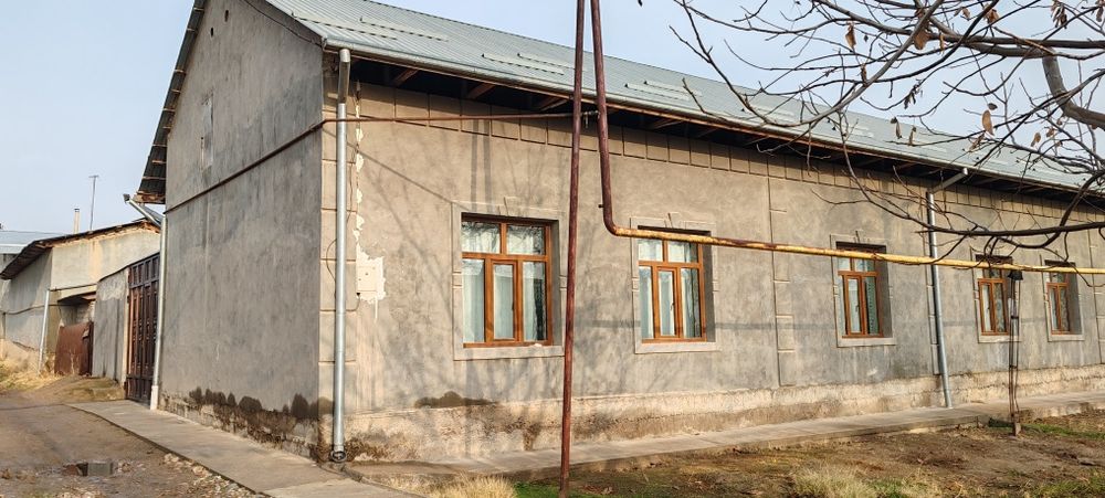 3.7sotx uy kaledori bilan 8xona