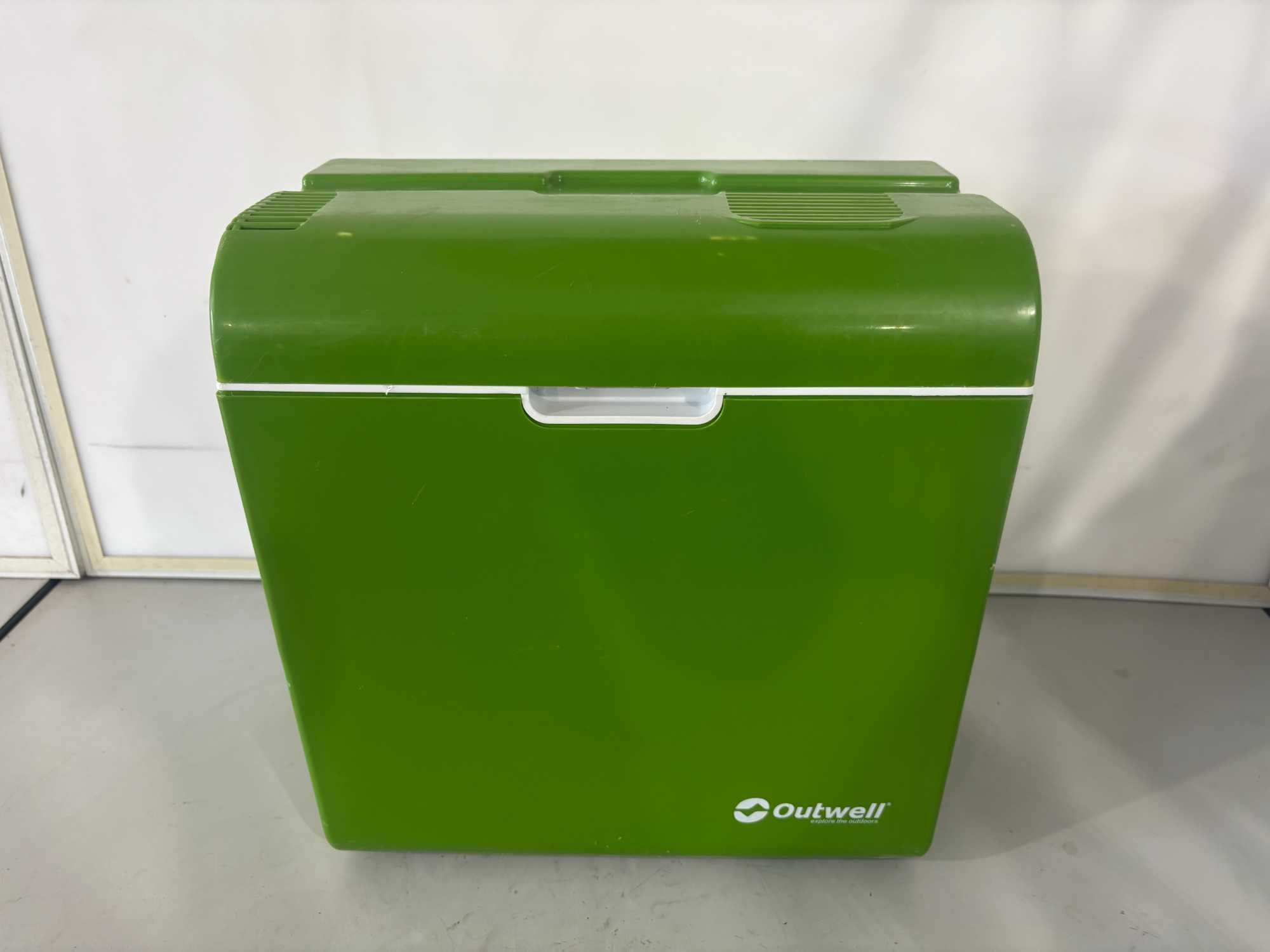 Хладилна чанта 12 V - Outwell 24L