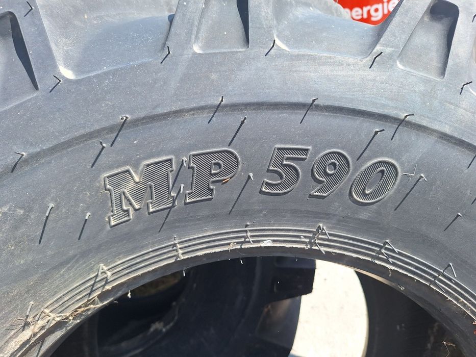 Гуми Bkt 18-22.5 (445/65r22.5) 1300 лв за 2 бр