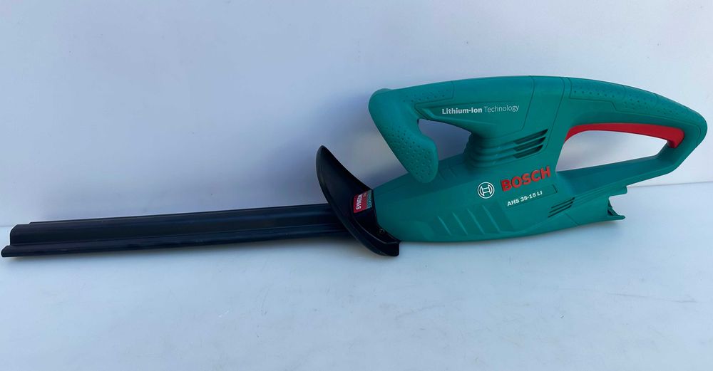 BOSCH AHS 35-15 Li - Акумулаторен храсторез 10.8V като нов!