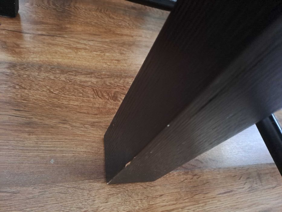 Трапезна стъклена маса с шест стола