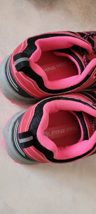 Adidasi copii fetițe Alpine Pro