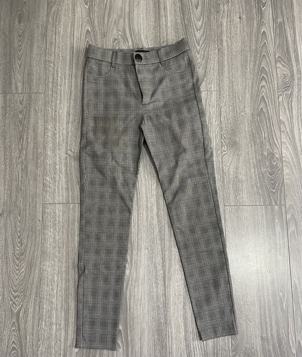Pantaloni eleganți  Zara