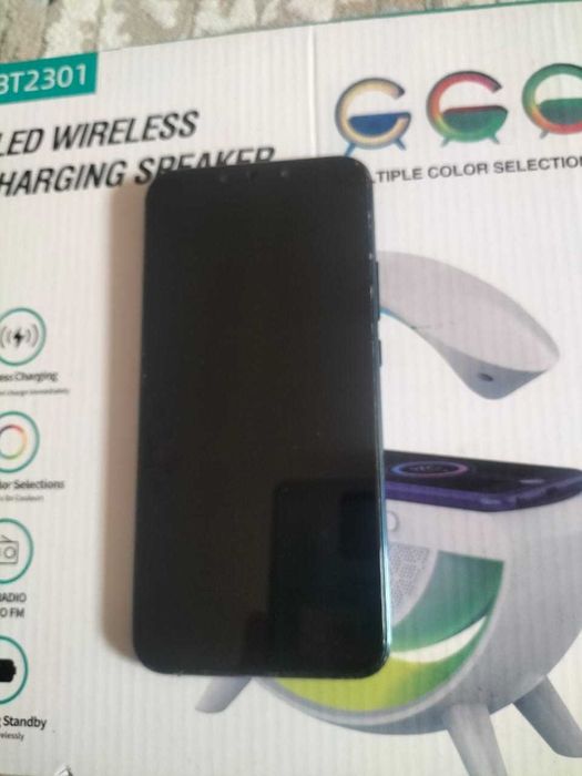 продам телефон Huawei